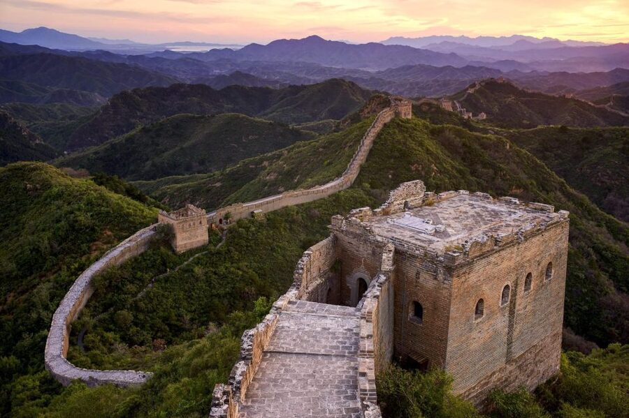 Beijing: Jinshanling and Simatai Wall&Gubei Watertown Tour - Who this tour is best for, and who should choose differently