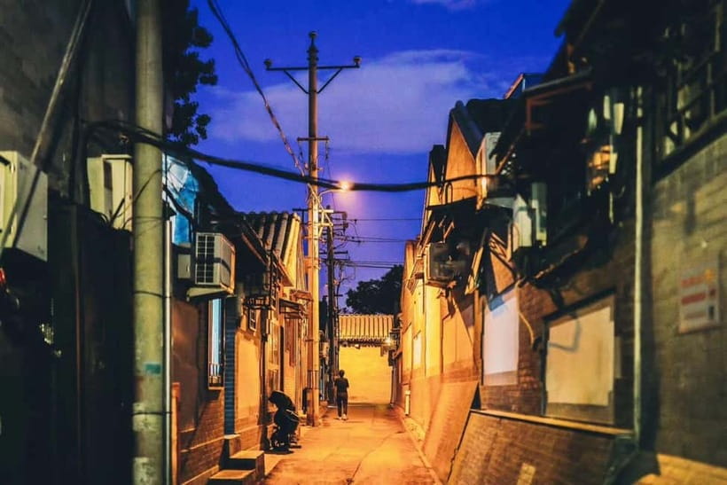Beijing: Lama Temple E-Ticket or Full-Day Guided City Tour - The guided Hutong alley stretch, with a real lunch pause