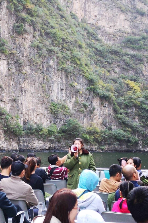 Beijing: Longqing Gorge, Ming Tombs & Lunch Private Day Tour - Longqing Gorge: How the Dragon Escalator and Cruise Fit Together