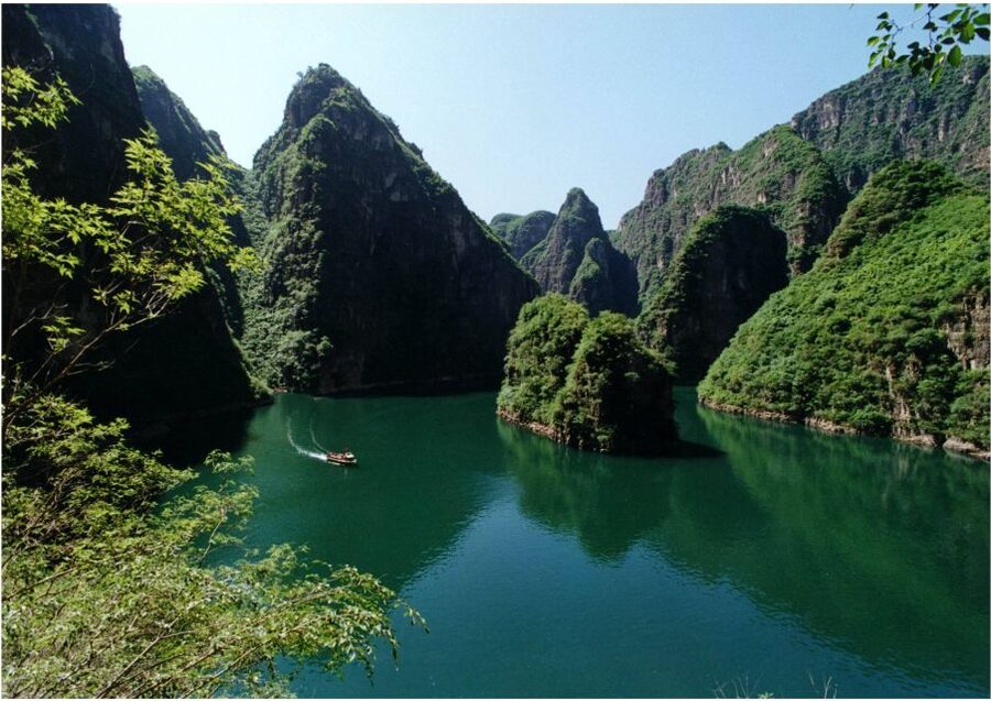 Beijing: Longqing Gorge w/Great Wall or Guyaju Private Tour - Who should book this tour, and who might not