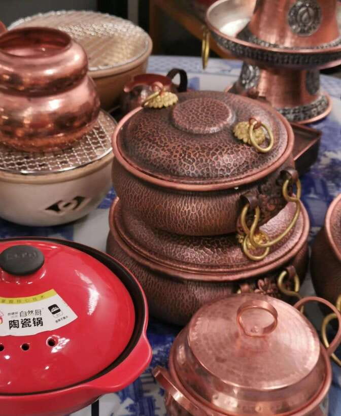 Beijing Market Tour with 10-course Family Feast - The Market Walk: Choosing Ingredients Like a Beijing Household