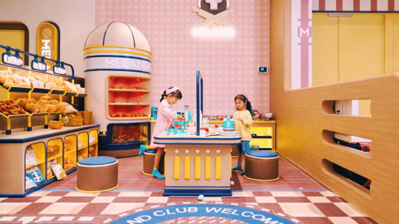 Beijing: Meland Club Indoor Playground Admission - Building blocks and crafts: the calmer side of play