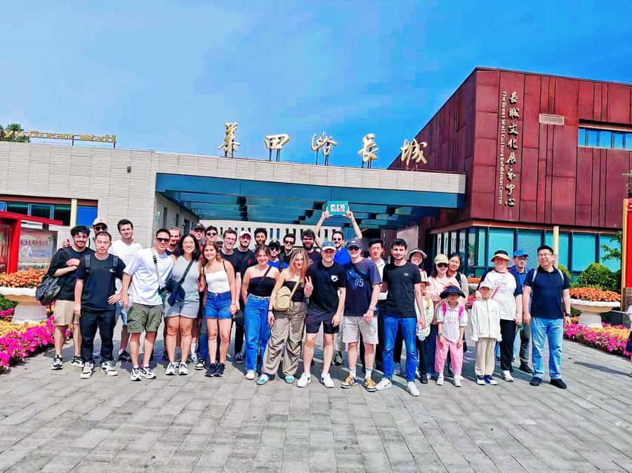 Beijing:Mutianyu Great Wall Bus Tour 7/8/9/10/13/13:30/15:30 - What your BusDa transfer actually does for your day