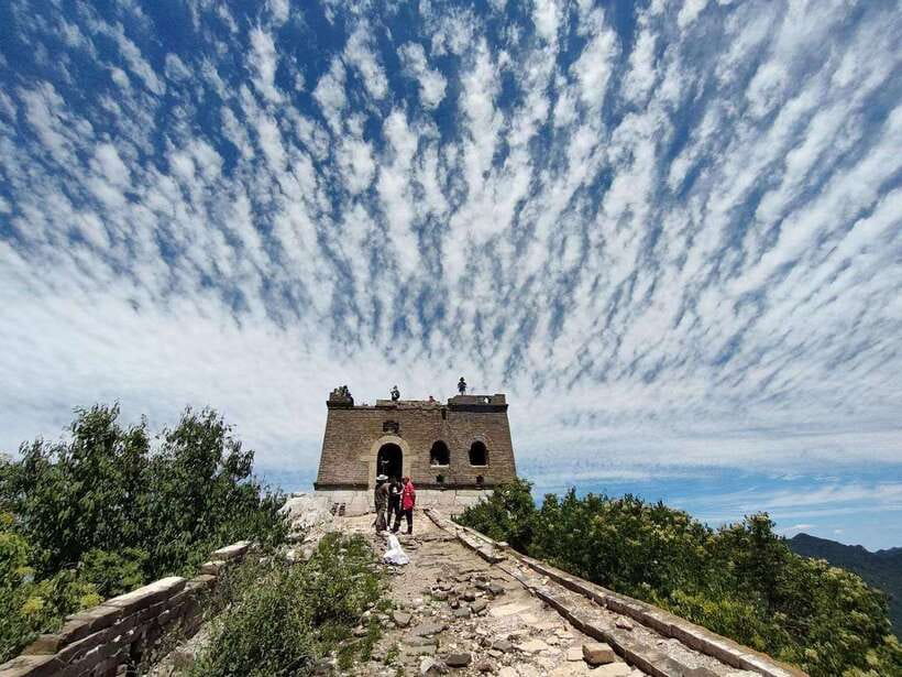 Beijing: Mutianyu Great Wall Day Tours with Options - How the guide turns the Great Wall into a story you can use