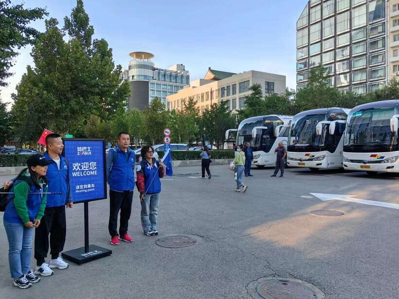 Beijing: Mutianyu Great Wall Day Trip by Bus with Tickets - How the Mutianyu watchtowers work for your walking plan
