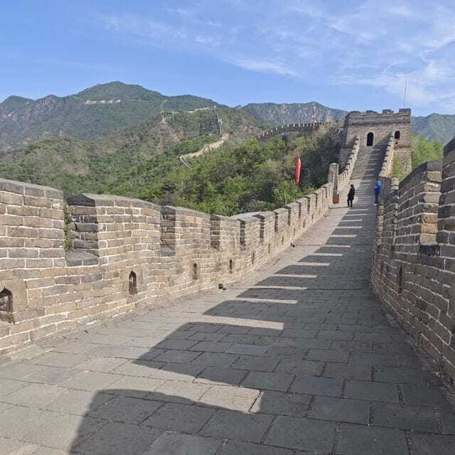 Beijing: Mutianyu Great Wall Private Layover Tour - Cable car or hike up: how to choose without regretting it later