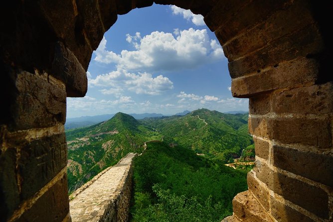 Beijing Mutianyu Great Wall Tour with Night View of Simatai and Gubei Water Town - Price and value: is $270.30 reasonable for what you get?