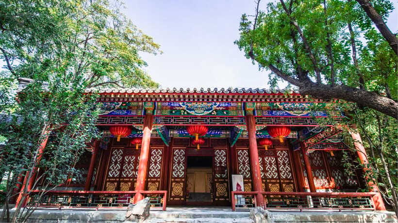 Beijing: Prince Kung's Palace Museum Ticket—Must-See Spot - Crowd Reality in Beijing: Go Early for Better Viewing