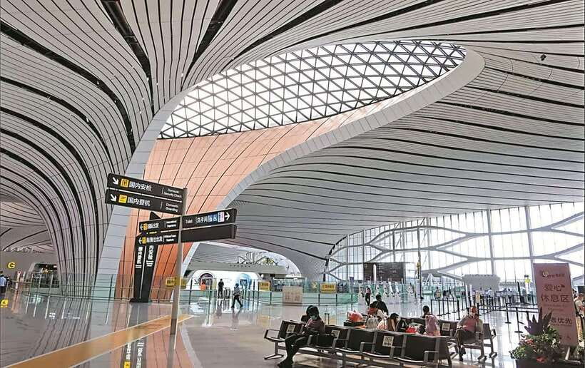 Beijing: Private Airport Layover Sightseeing Transfer - Choosing your second highlight: Summer Palace, Temple of Heaven, or a custom drive