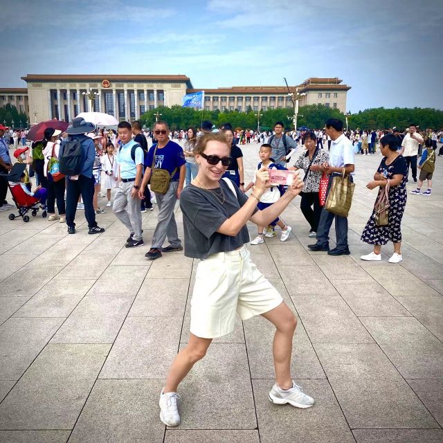 Beijing Private Custom Tour: Licensed Guide&Transfer Service - Your two touring styles: downtown walking or private car to the Great Wall