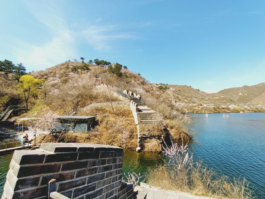 Beijing Private Great Wall Day Tour - A realistic 8-hour flow, pickup to lunch to the wall