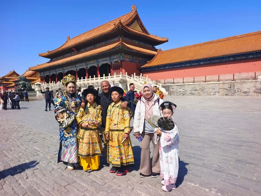 Beijing: Private Guide Tour to Tian'anmen and Forbidden City - Tiananmen Square, in the center of Beijing, with context that clicks