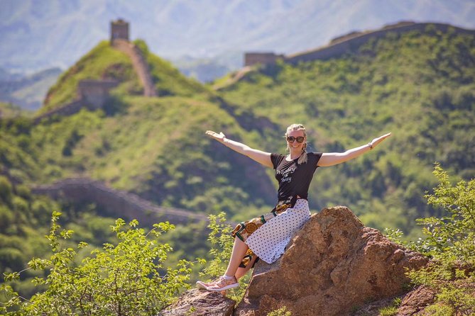 Beijing Private Layover Transfer Service: Mutianyu Great Wall - Two plan styles: transfer-only or a private guide on the wall