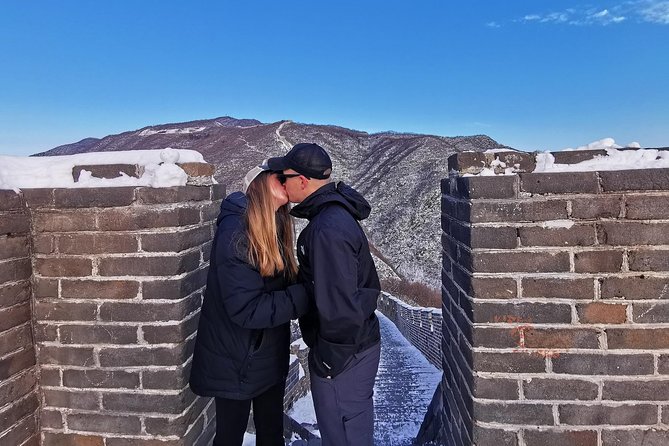 Beijing Private Mutianyu Great Wall Tour with English Driver - Food stop option: tasting local food without wrecking your schedule