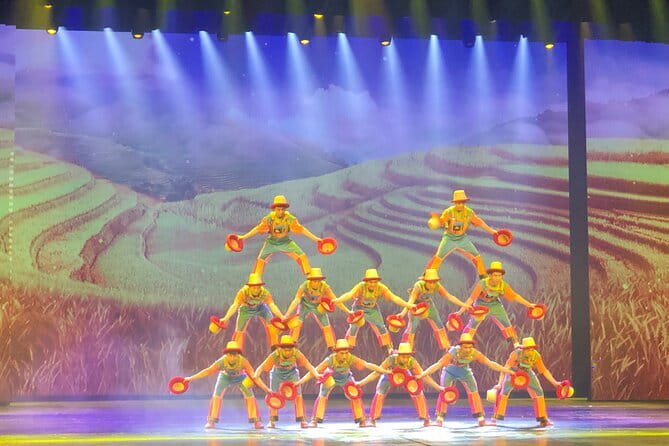 Beijing Red theatre Acrobatics Show Ticket - Timing Your Arrival, the 20-minute buffer that saves your night