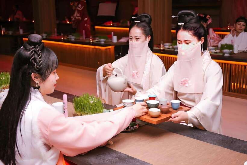 Beijing Royal Dinning Experience with cultural performance - Getting There Without Stress: Maps, Didi, and Showing Up Early