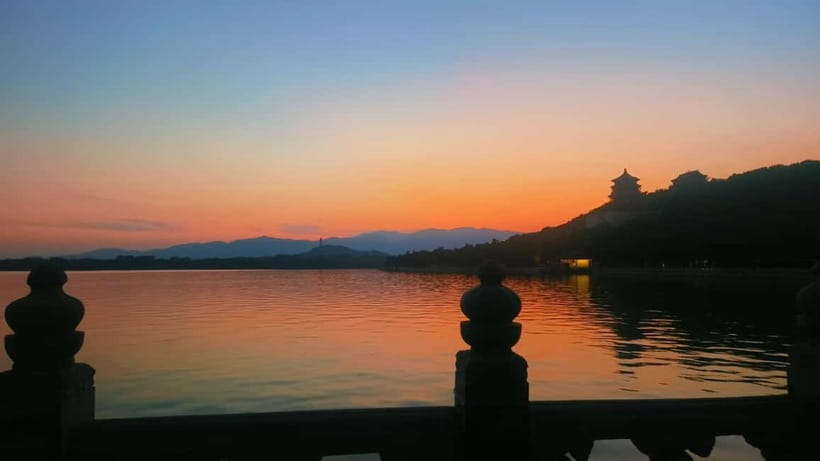 Beijing: Summer Palace Highlight Walking Tour - Key highlights to look for