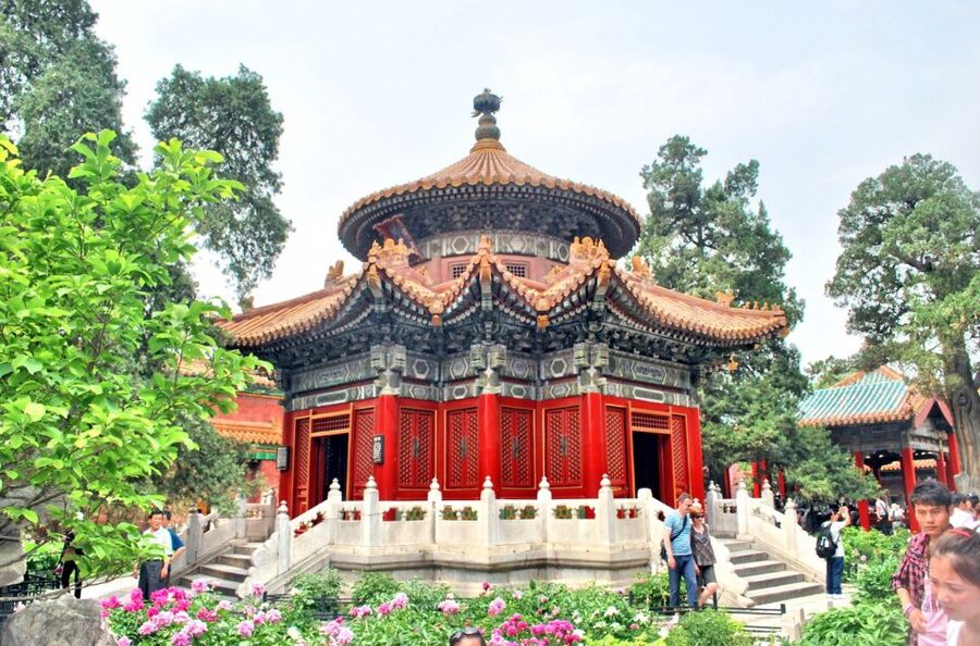 Beijing: Tiananmen, Forbidden City, and Wall Private Tour - Lunch and comfort: the kind of details you notice on a long day