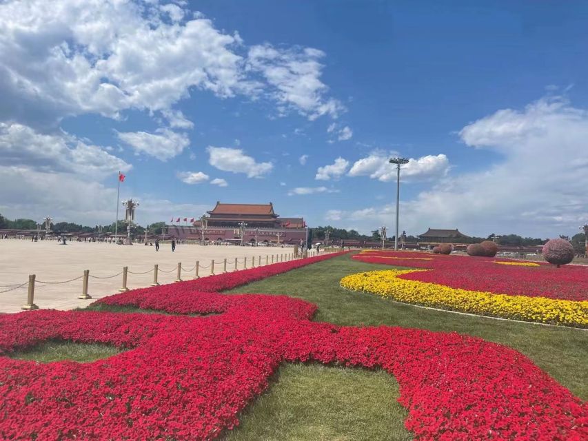 Beijing: Tiananmen Square Entry Registration Service - Real-world guidance that shows up in the reviews