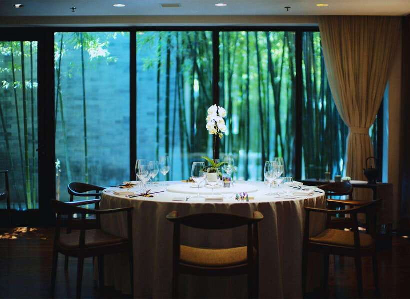 Beijing: Top Michelin Vegetarian Restaurant Reservation - Chef Gary and the training behind the style of cooking