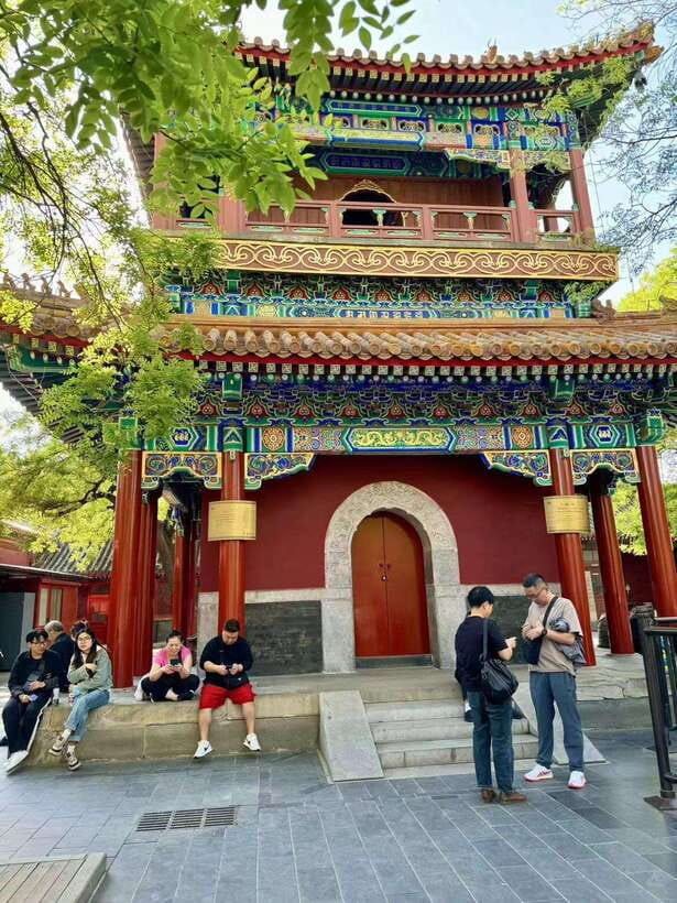 Beijing: Yonghe Lama Temple Entry Ticket - The history connection: Yongzheng, Qianlong, and why this site matters