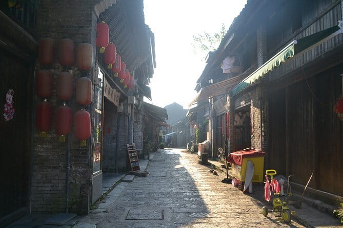 Best of Guilin Li River Xianggong Hill and Yulong River - The 9:00 am pickup and Leo’s low-stress style