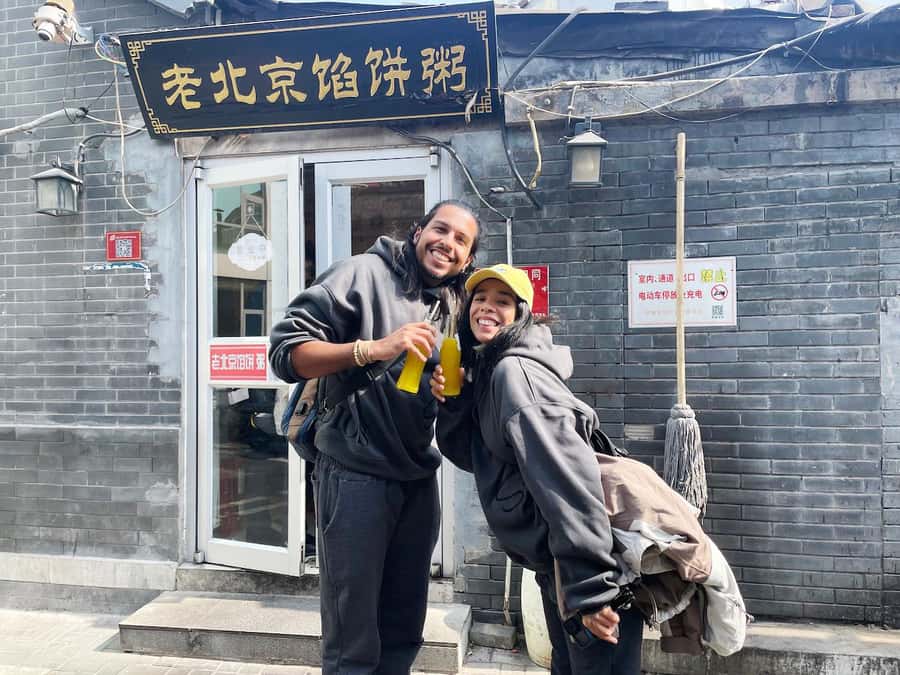 Bite and Stroll: Brunch Tour in Old Town Beijing! - The 3.5-hour flow: 7 tastings, a tea moment, and a bike finale