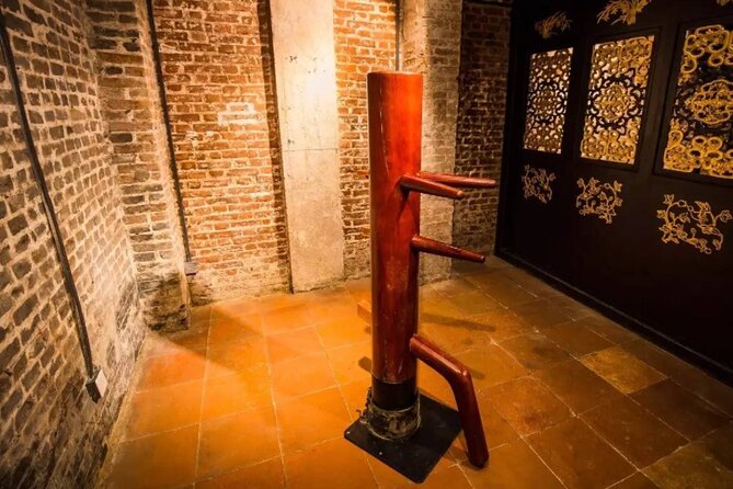 Bruce Lee Hometown Martial Art Culture Lion Dance Private Tour - Mt. Foshan Liang Park: A Qing Dynasty Garden Break