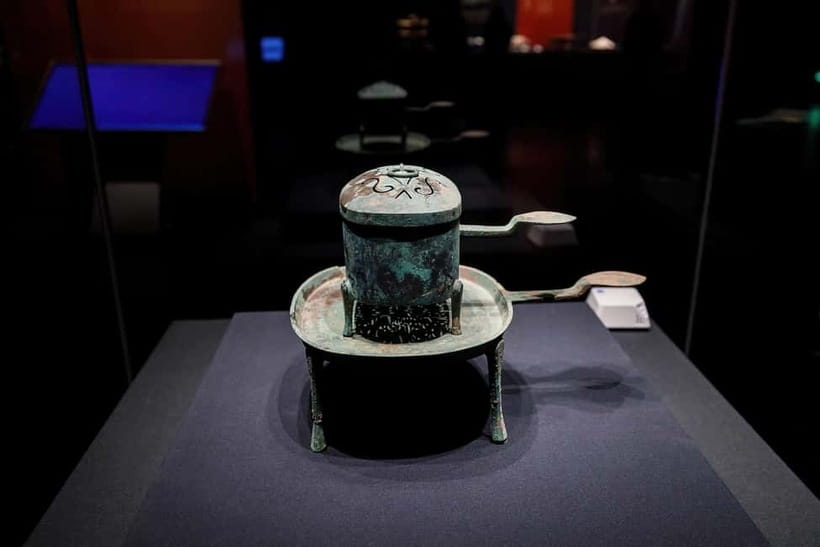 Chengdu: City Walking Tour with Food and Culture Stops - Practical tips that make the day easier (and more fun)