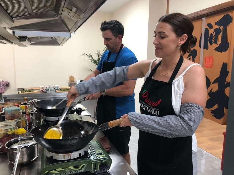 Chengdu: Cooking Class with Fresh Market Half Day Experience - Should you book this Chengdu cooking class?