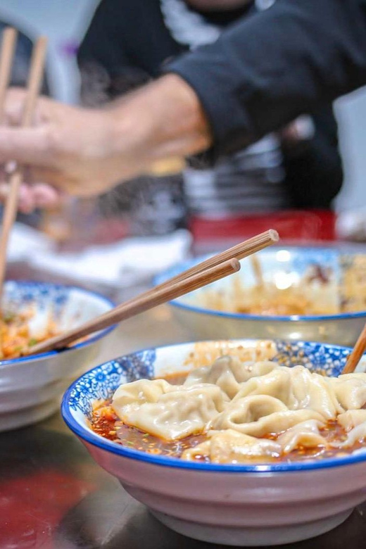Chengdu Evening Food Tour - Sichuan-style wontons: the dumpling stop with personality