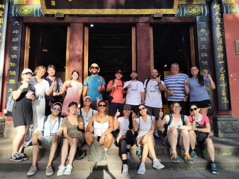 Chengdu: Giant Panda and Leshan Buddha Day Trip - Key Things to Know Before You Go