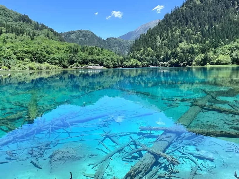 Chengdu: private 2-Day Huanglong Jiuzhaigou tour by train - Practical tips that make the day feel smooth