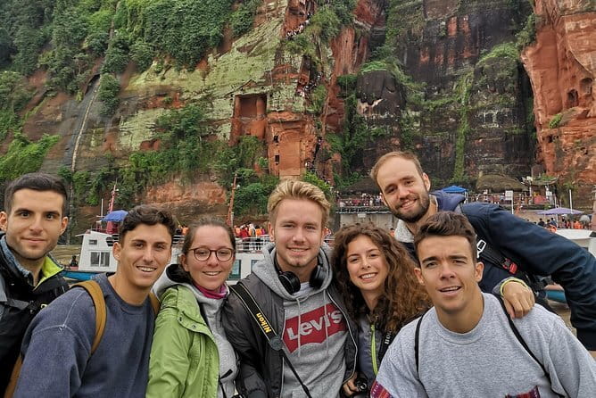 Chengdu Private Day Tour to Emei Mountain with Lunch and Cable Car Ride - Huazang Temple and the 48-Meter Golden Buddha Statue