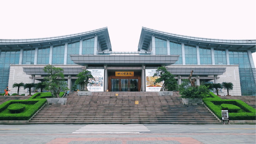 Chengdu: Sichuan Museum - Cultural and Historical Heritage - Bronze, Ceramics, Calligraphy, and Tibetan Thangka Works