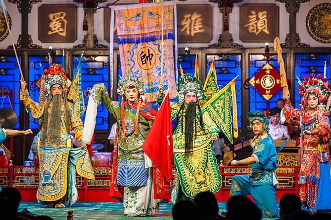 Chengdu Signature Opera Face Changing and Tea - Inside the 80 minutes: Nao Tai, one-act drama, and Huqin