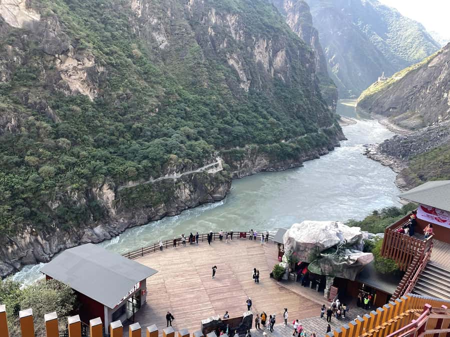 China Shangri-La Tiger Leaping Gorge : A Canyon Adventure - The Gorge Hike, Timing, and How to Choose Your Energy Level
