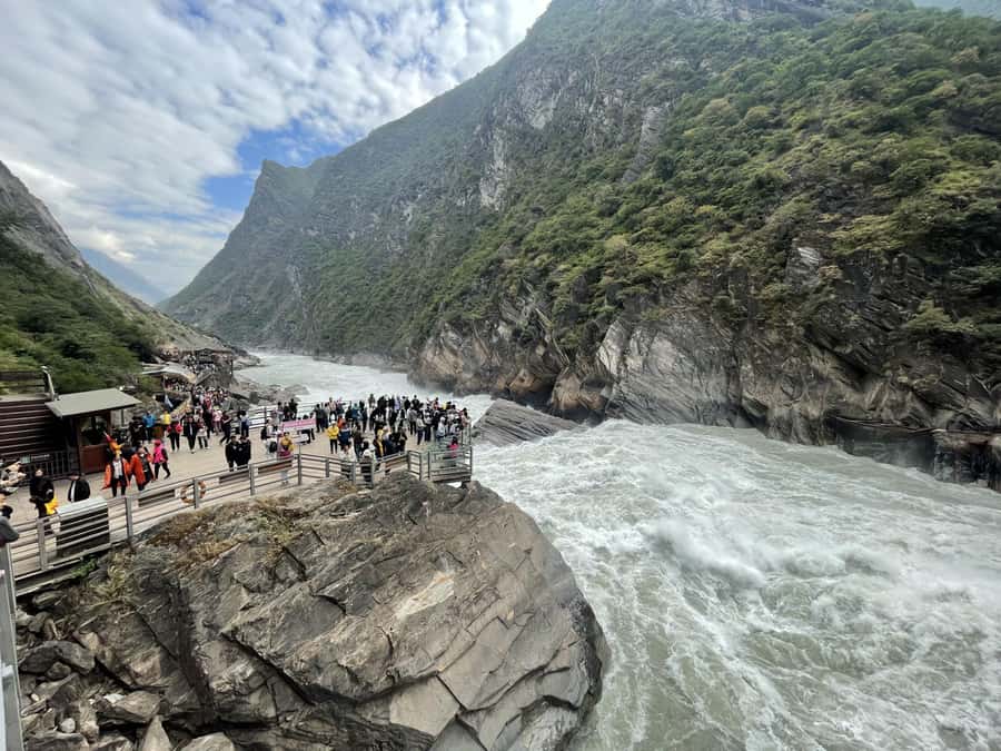 China Shangri-La Tiger Leaping Gorge : A Canyon Adventure - FAQ