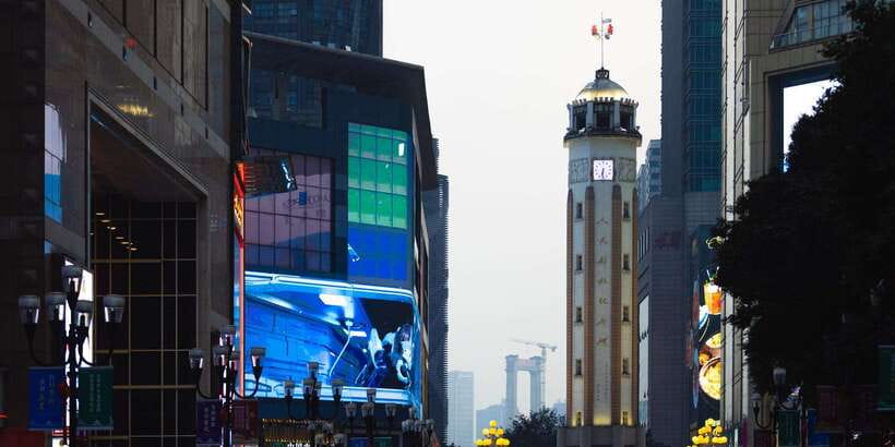 Chongqing: 1-day Essential Guided City Tour without Car - Subway to Ciqikou: the old-town microcosm