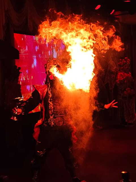 Chongqing 1941 theatre: Tea Art Performance with Folk Art - Sichuan Drama Human Good and Kung Fu Energy