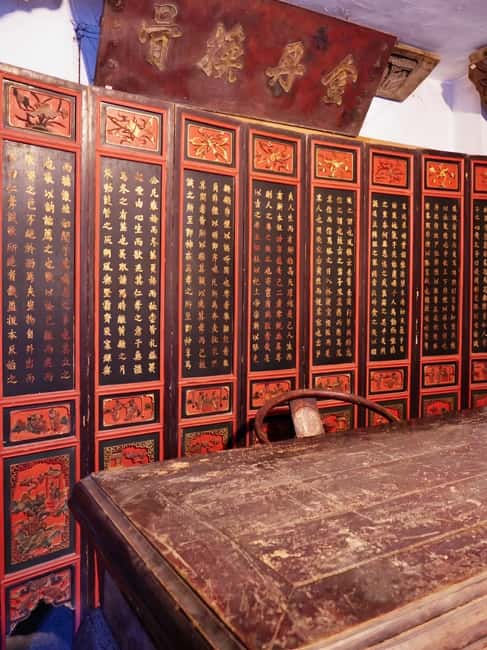 Chongqing deep explore 10 sights & typical lunch and dinner - Lunch and dinner: what you eat, and why it matters