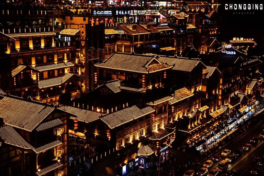 Chongqing: Illuminated Night Tour with Cruise or Hot Pot - Qiansimen Bridge: the best kind of pause for skyline framing