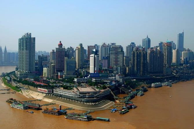 Chongqing Local Food Tour Adventure - Drinks, alcohol rules, and the “everyone can join” vibe