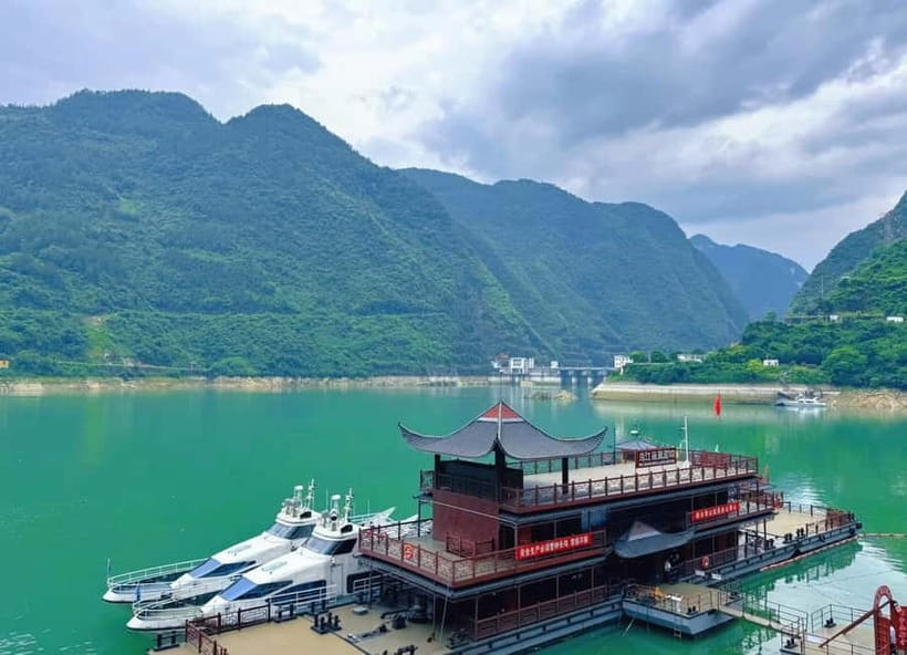 Chongqing One-Day Trip: Wulong's 3 Essentials - Wulong’s Three Essentials: why this day trip feels like two countries