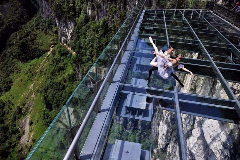 Chongqing:One-day Wulong HikeTrip(GeoPark+Fairy Mt)car incld - Chris Tang as your guide: English help and a calmer pace