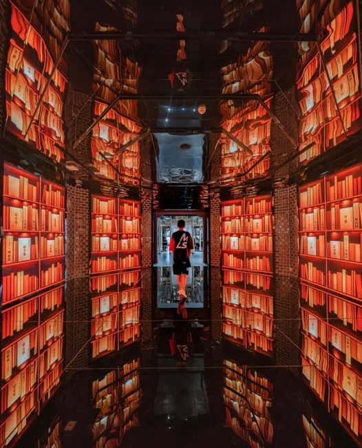 Chongqing: Surreal Urban, Ancient Town, and Secret Viewpoint - Chongqing City Planning Exhibition Gallery: how the mountain-city makes sense