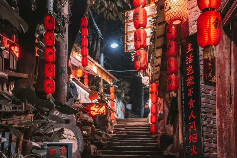 Chongqing: Surreal Urban, Ancient Town, and Secret Viewpoint - Who this one-day Chongqing tour suits best