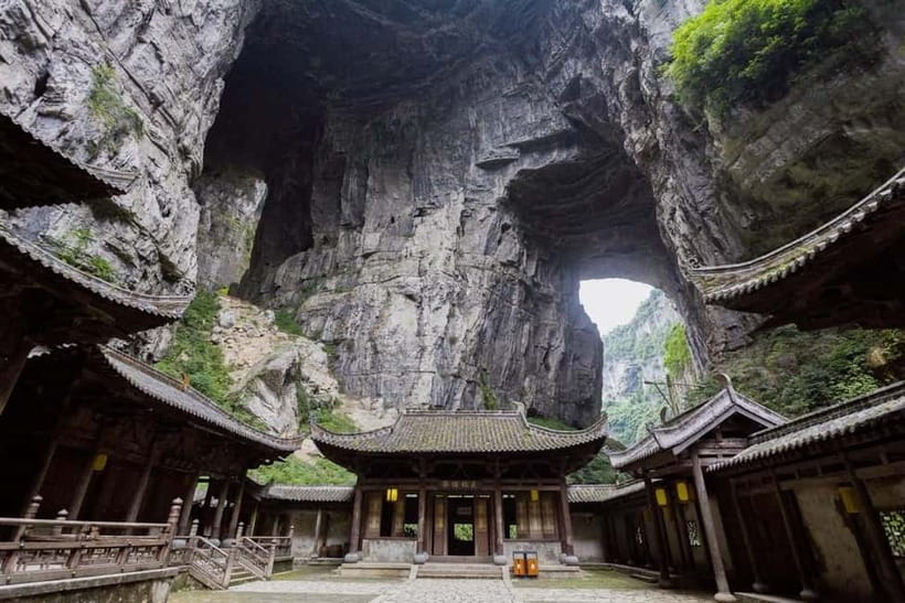 Chongqing: Wulong 2 Spots All-inclusive Luxury Private Trip - Three Natural Bridges at Wulong Karst, what you get and how to enjoy it