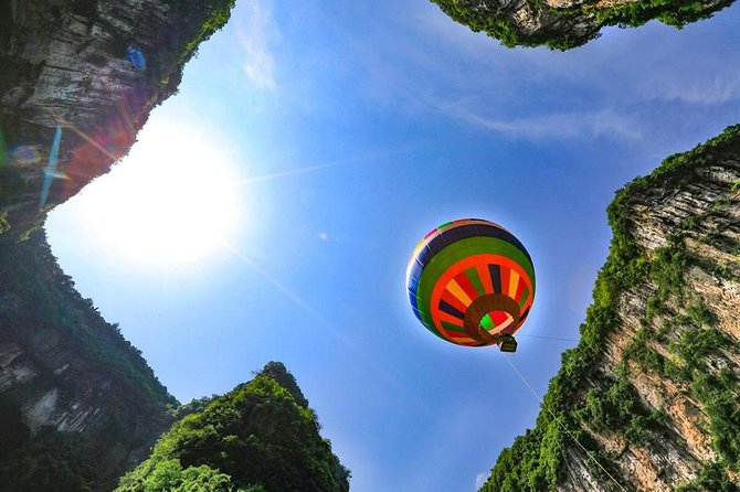 Chongqing Wulong Exploration Private Day Tour With the Lunch - Morning pickup and the 3-hour ride to Wulong County