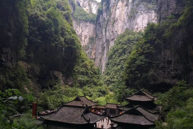 Chongqing Wulong Exploration Private Day Tour With the Lunch - Inside Wulong Karst National Geology Park: walking with a guide, not grinding through logistics
